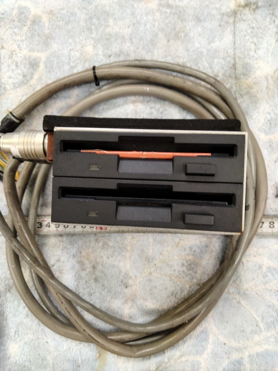 謎のフロッピーディスクドライブ FDD ジャンク拍卖