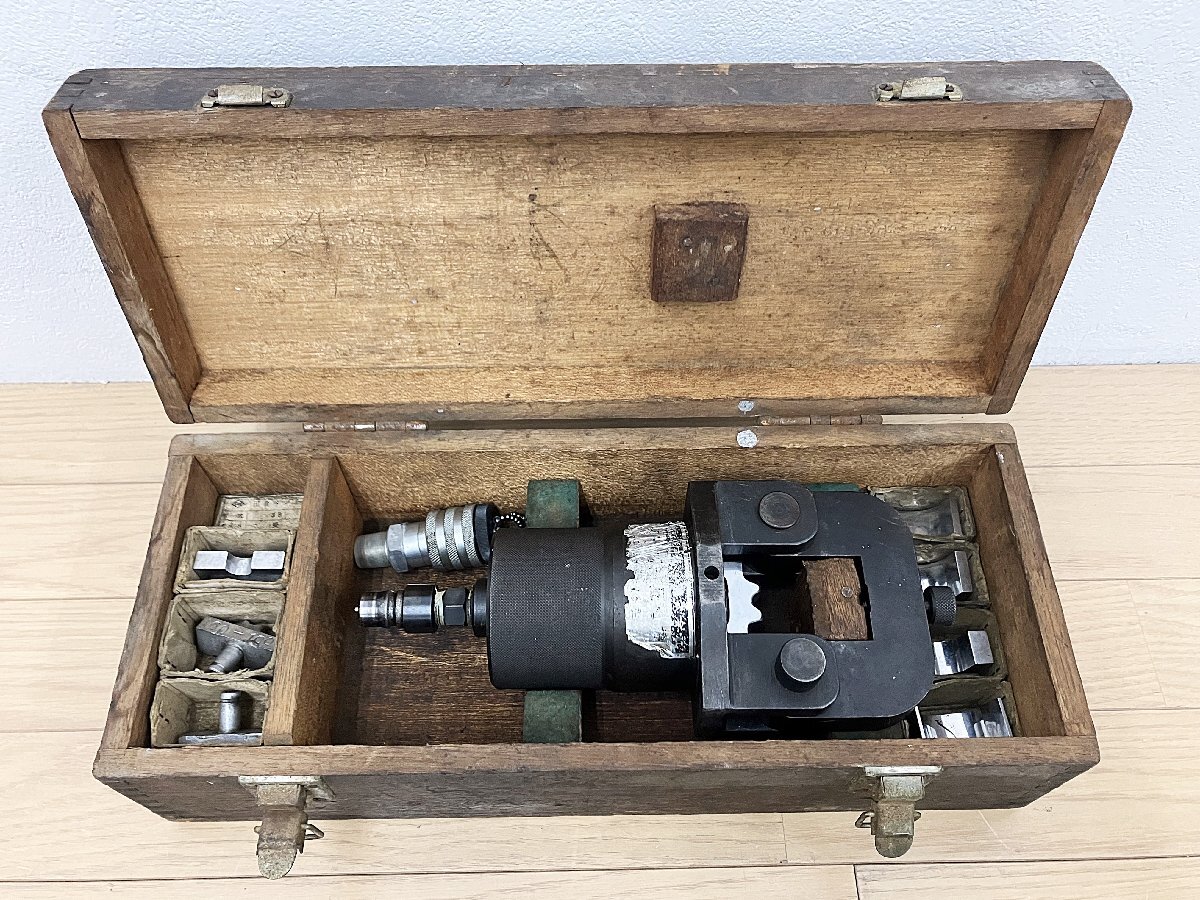 ★中古★福永油圧機 ライダー 油圧式スーパー圧着機 FUA-325型 アタッチメント・ダイス多数付属 圧着ヘッド)倉b拍卖