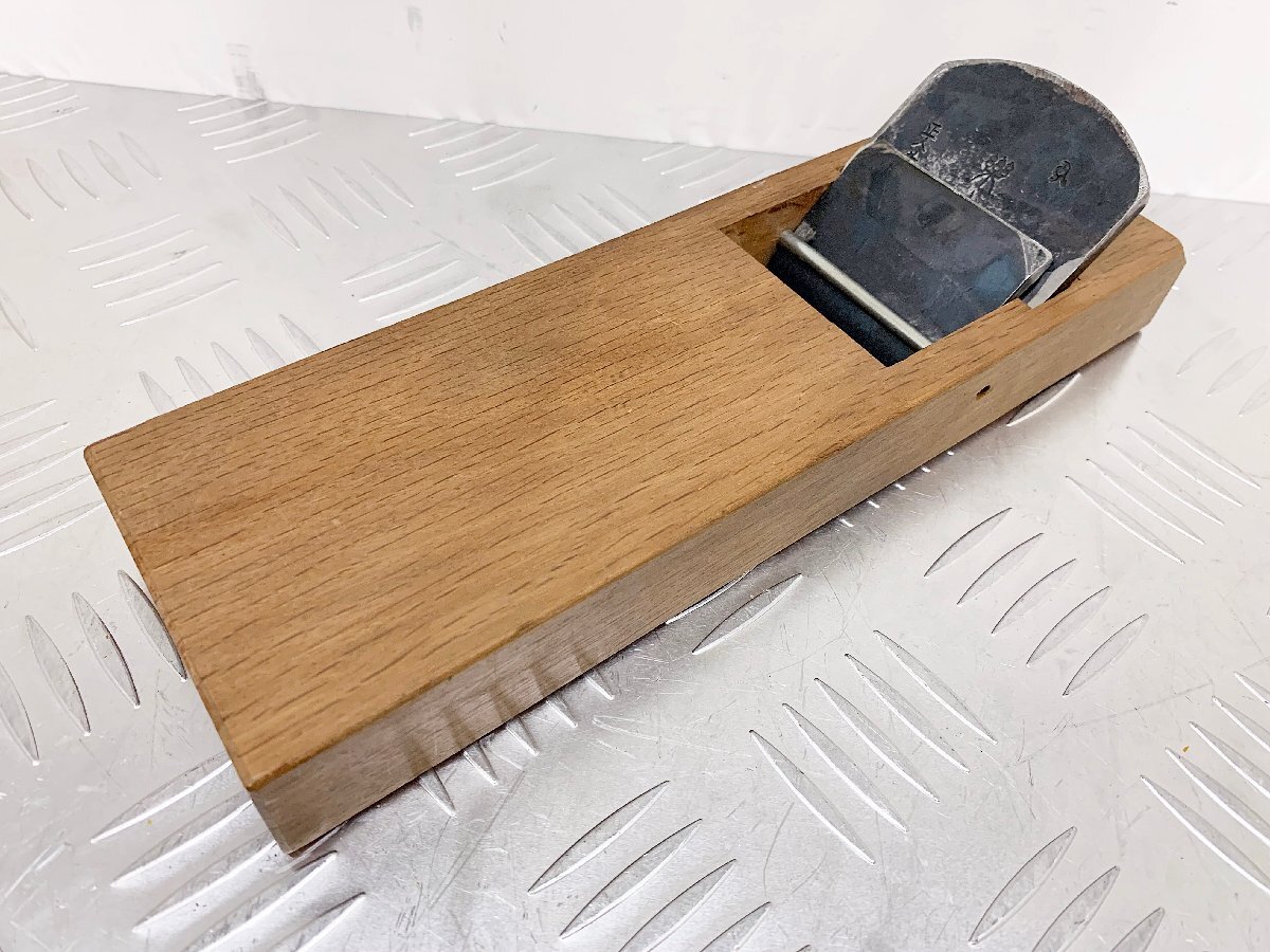 ★中古★在銘鉋 横坂正人 楽山 寸八 70mm 台付鉋 高級 宮大工 かんな カンナ plane kanna 大工道具 職人)倉b拍卖