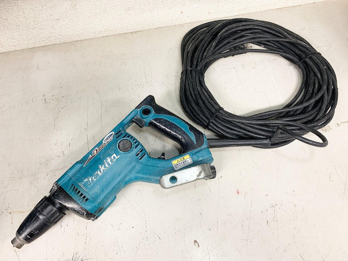 ★中古★マキタ makita ボード用スクリュードライバ 6814 本体のみ 100V 50/60Hz 回転数切り替え可 ボードドライバ 電動工具)倉b拍卖