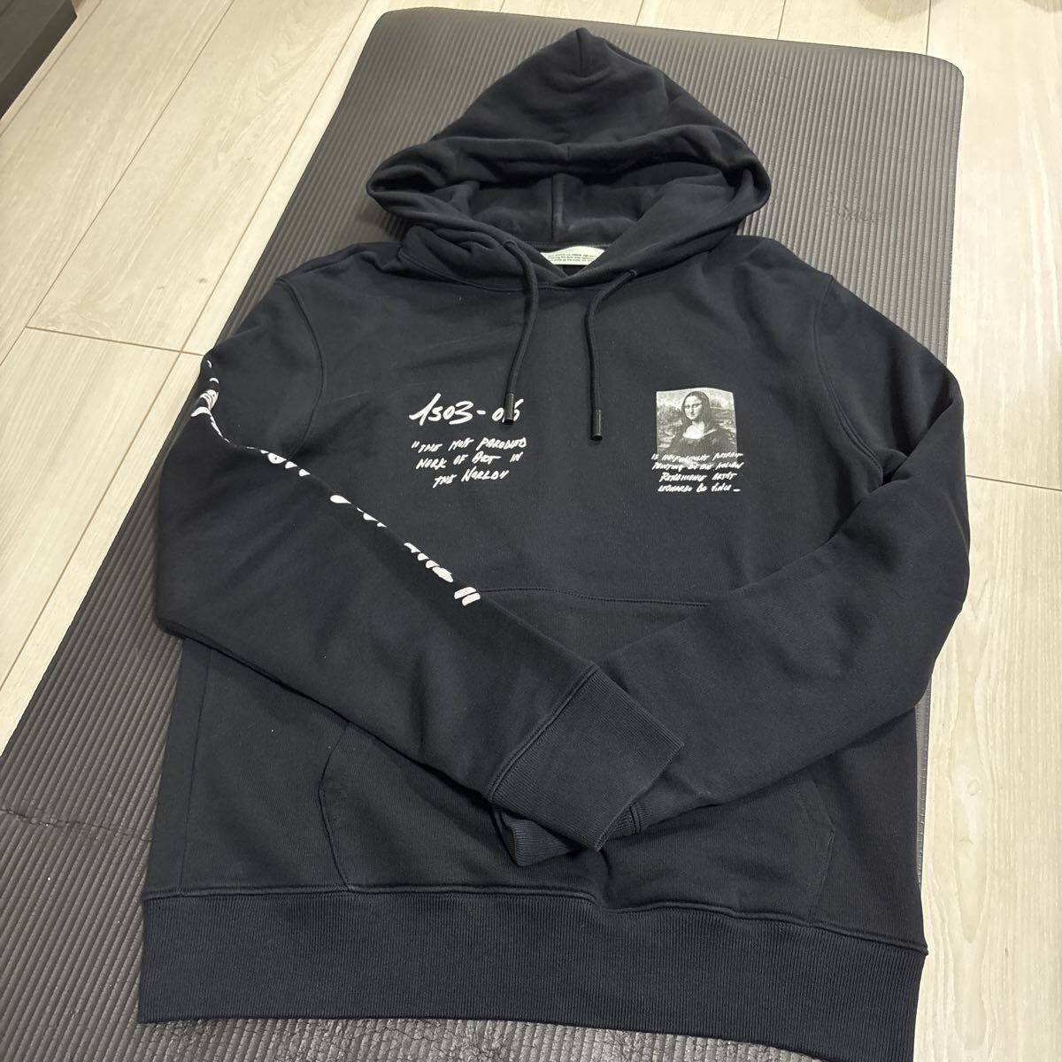 off-white フーディ モナリザ拍卖