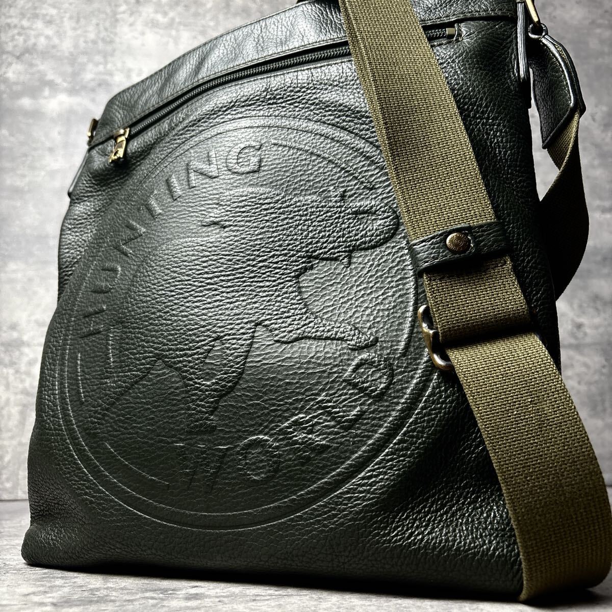 《現行近/極美品》 HUNTING WORLD ハンティングワールド メンズ ショルダーバッグ 斜め掛け クロスボディデカロゴ レザー モスグリーン拍卖