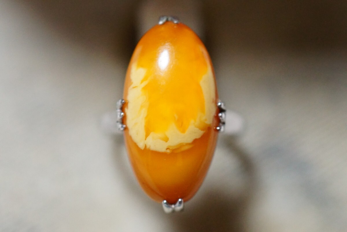 190 ロイヤルアンバー 天然琥珀 アンバー コハク リング 指輪 ヴィンテージ アクセサリー SILVER刻印 天然石 宝石 カラーストーン 装飾品拍卖