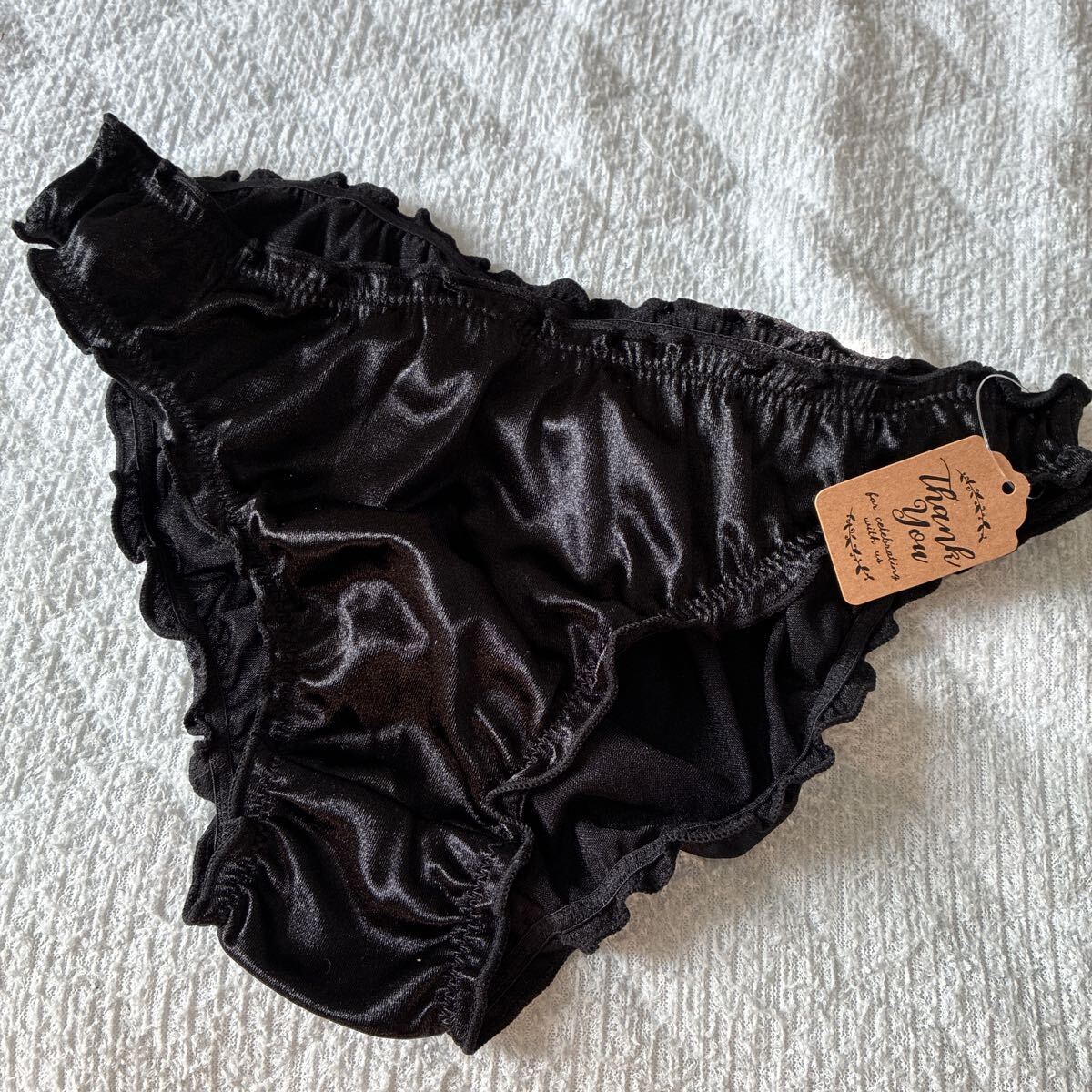 【新品/未使用】テカテカ ショーツ M〜Lサイズ 下着 パンツ アンダーウエア レディース 黒拍卖