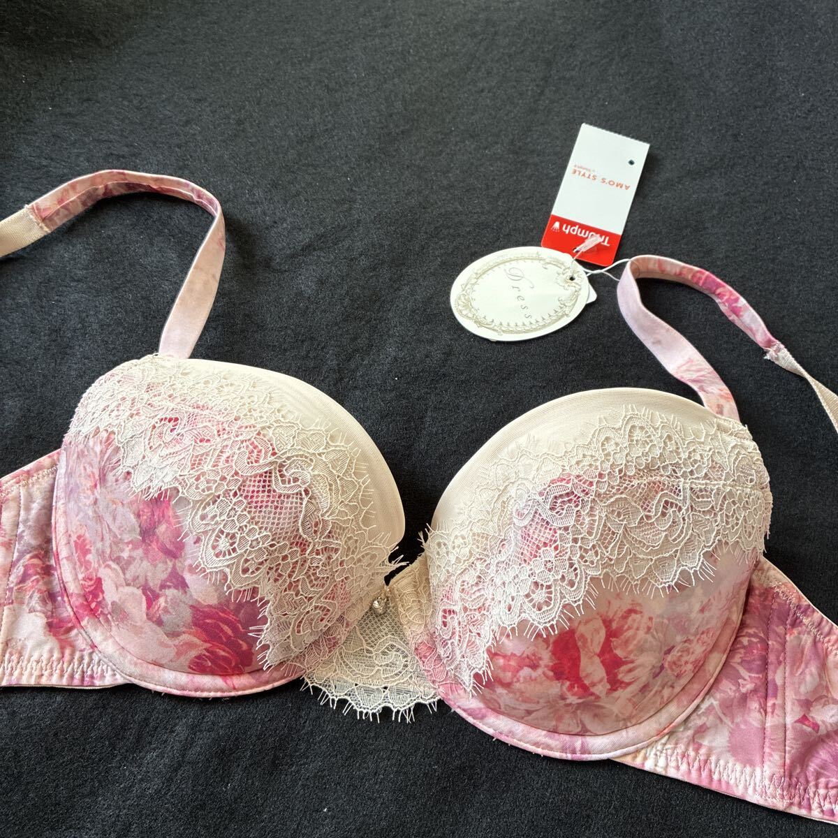 E65 タグ付 新品 アモスタイル トリンプ ブラジャー 自然な丸胸 dress ドレス拍卖