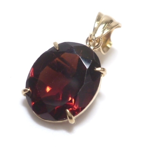 【K18】 大粒 ガーネット ペンダントトップ イエローゴールド 18金 オーバルカット Yellow Gold pendent charm【ネコポスOK】◇J拍卖