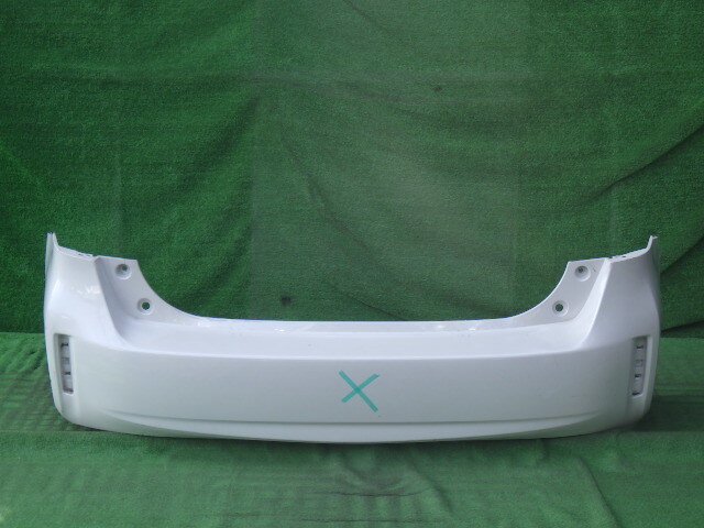 ZVW41W ZVW40W プリウスα 純正リアバンパー リヤバンパー アルファ 白 パール 52159-47070拍卖