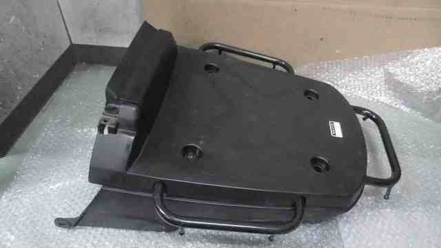 ギア4スト UA08J-045xxx の 大型キャリア *1761185168 中古拍卖