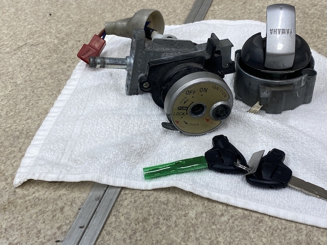 SE44J CYGNUS X 125 純正キーセット キーシャッター付 中古品拍卖