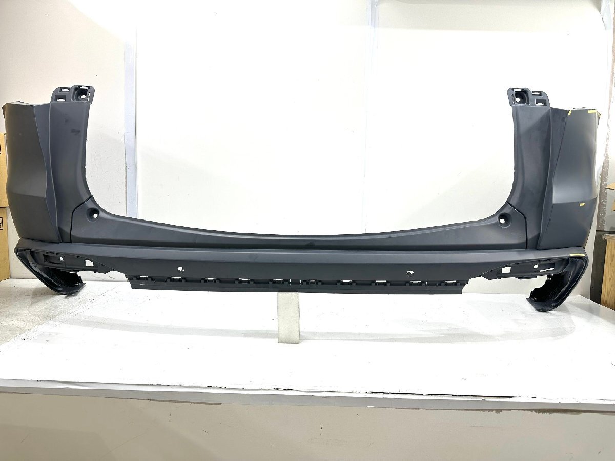 【未使用】マセラティ/グレカーレ 純正リアバンパー 未塗装 670179319/670120012 (C9-17)拍卖