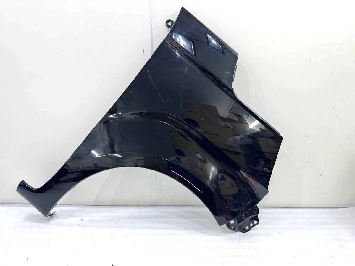 N-BOX JF3/JF4 純正フロントフェンダー 右 黒メタリック (FR18-46)拍卖