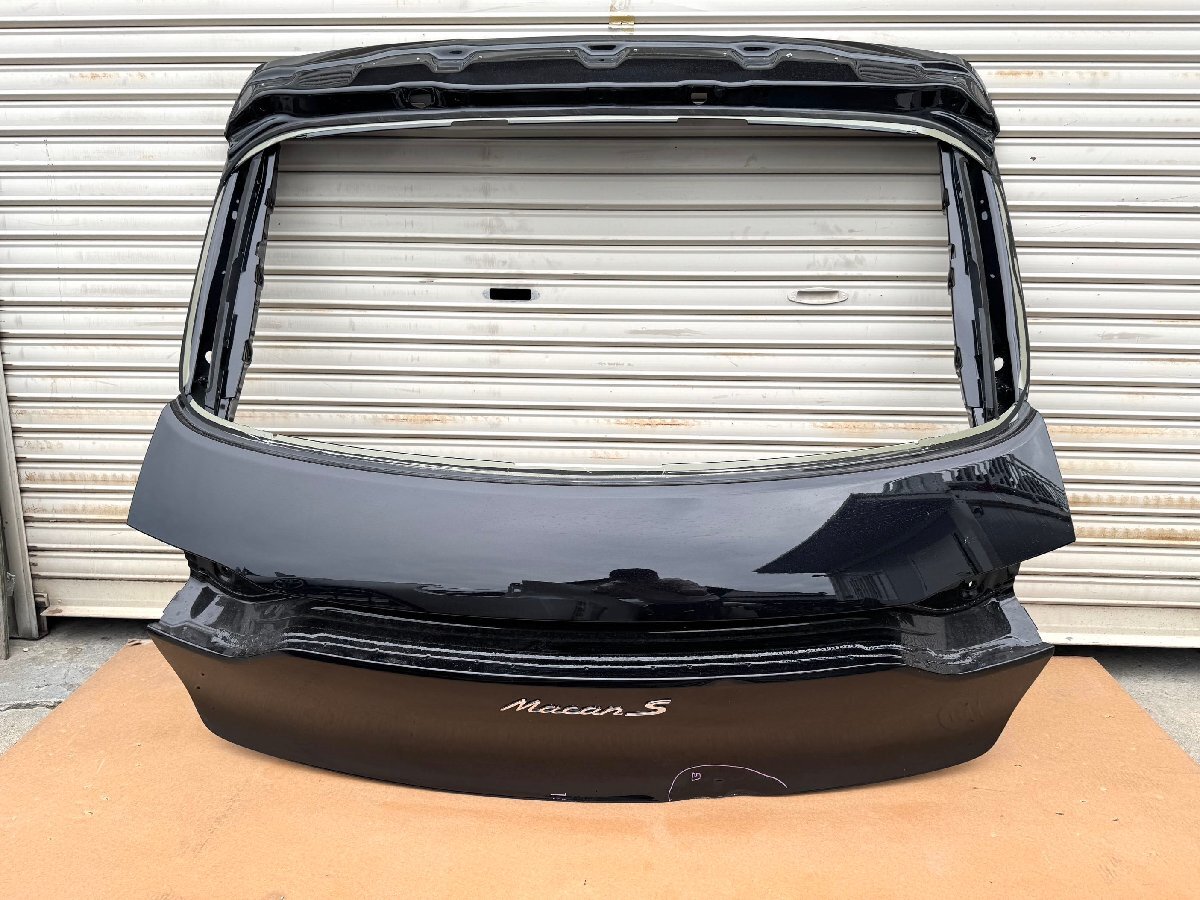 ポルシェ/マカン 95B 純正バックドアパネル 黒 95B827123 (P32-60)拍卖