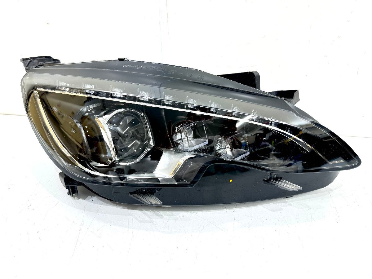 【美品/破損無】プジョー 308 T9系 純正LEDヘッドライト 右 9800546380-02 (Z33-11)拍卖