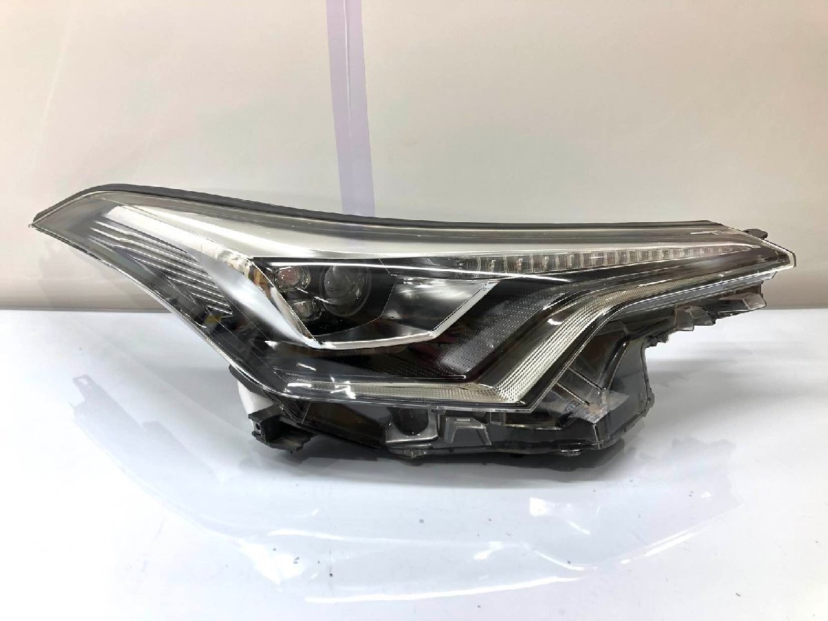 トヨタ C-HR ZYX10/NGX50 前期 純正 ヘッドランプ 右 LED〈コンピューター付〉KOITO10-101 刻印4(Z33-79m)拍卖