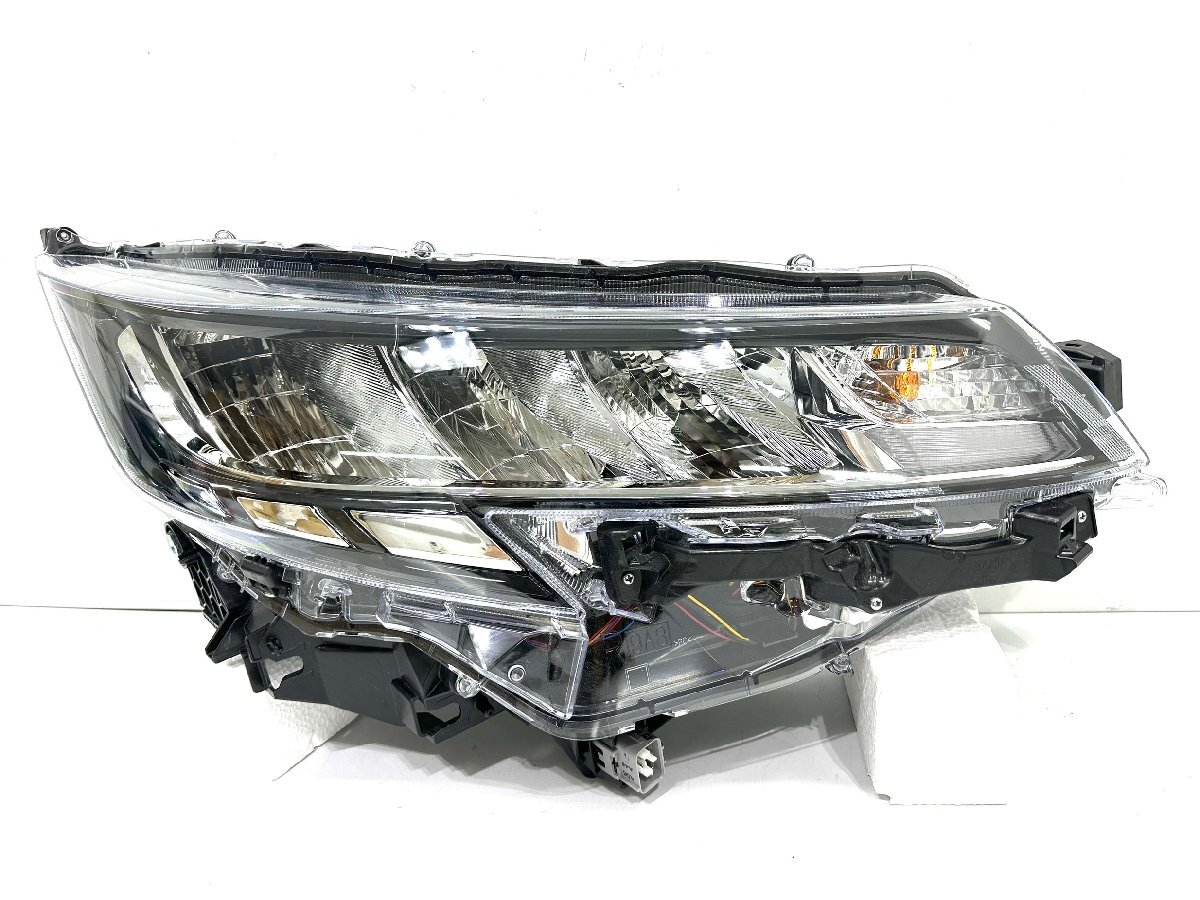 トヨタ ノア MZRA90W ZWR90W/95W 純正 右 LED ヘッドライト ICHIKOH V1-1 刻印N1 (Z34-5)拍卖