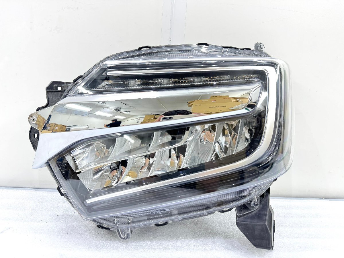 N-BOX JF3/JF4 後期 純正LEDヘッドライト 左 STANLEY W3106/刻印J2 (Z34-95)拍卖