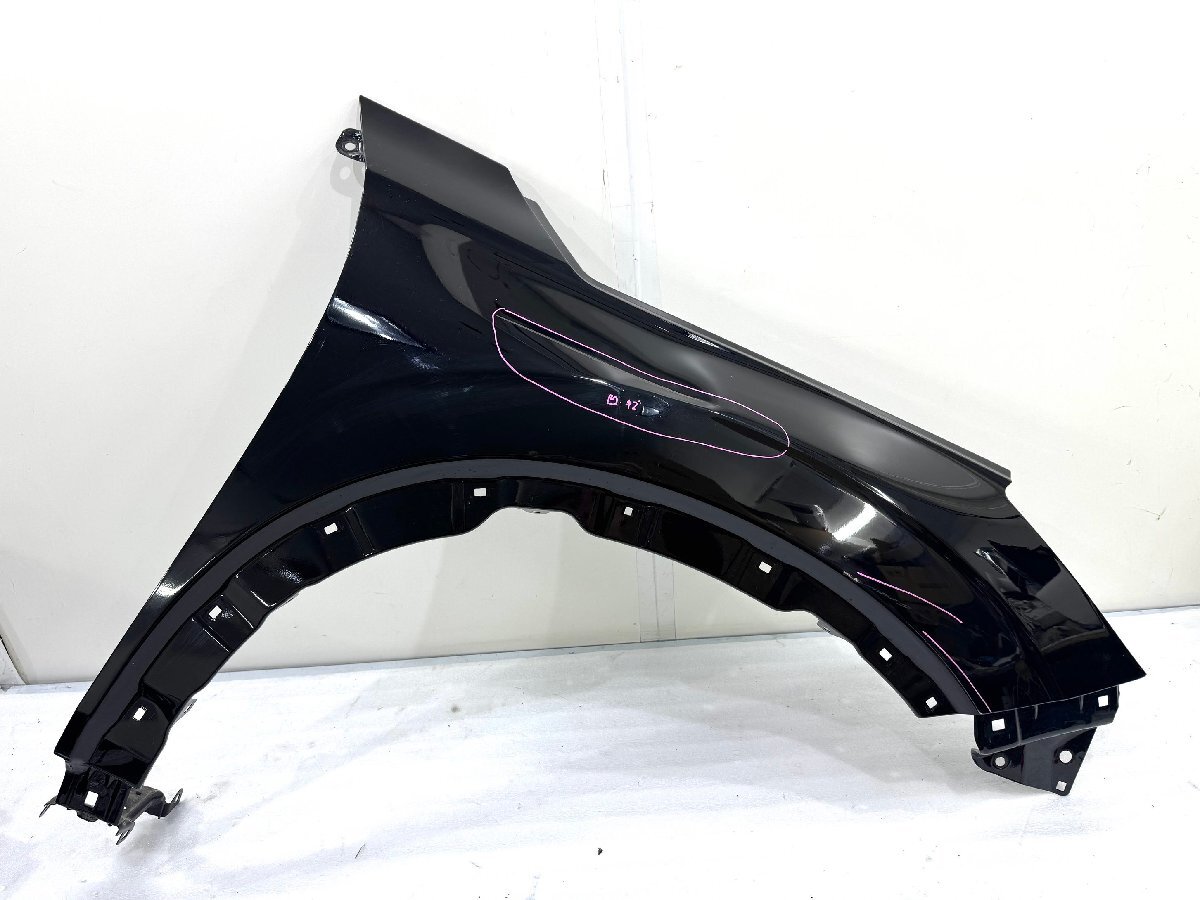ヴェゼル RV3/RV4/RV5/RV6 純正フロントフェンダー 右 黒メタリック (FR18-47)拍卖