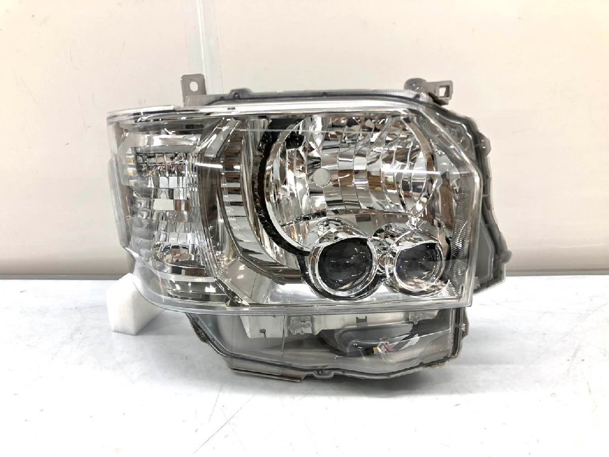 トヨタ ハイエース 200系 4型~ ダークプライム 純正 ヘッドランプ 右 LED〈レべ無し〉KOITO26-137 刻印A3(Z35-34m)拍卖