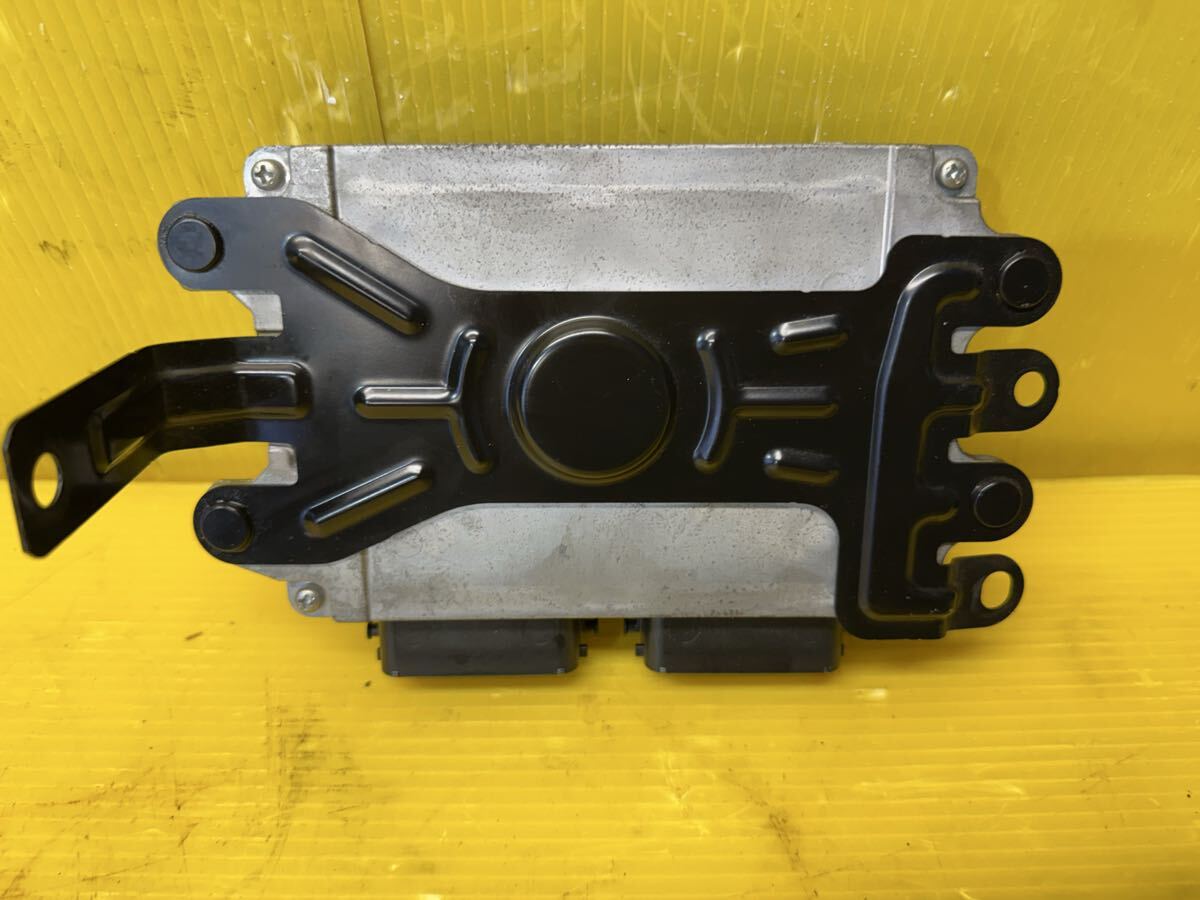 43935)スズキ エブリイ DA64W エンジンコンピューター ECU 33910-56ME0 送料1480拍卖