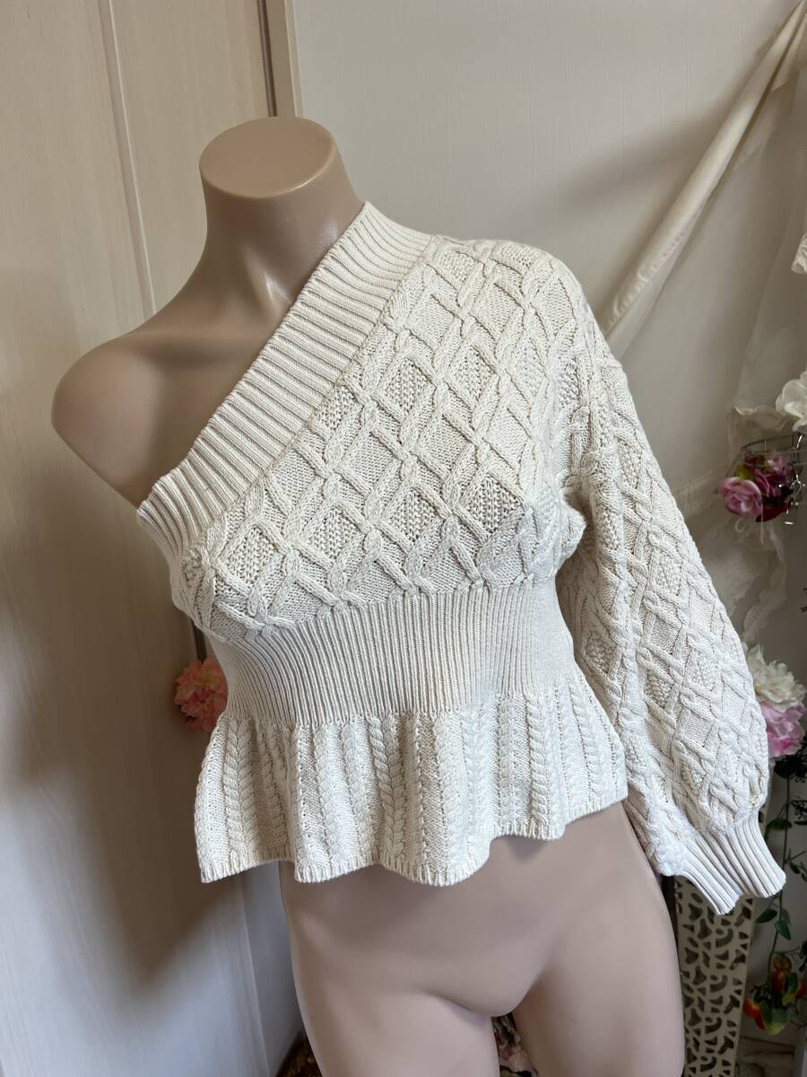 Freeサイズ:アダストリア【mysty woman】ワンショルダーデザインニット*ケーブルニット:アイボリー 定価:4,500税拍卖