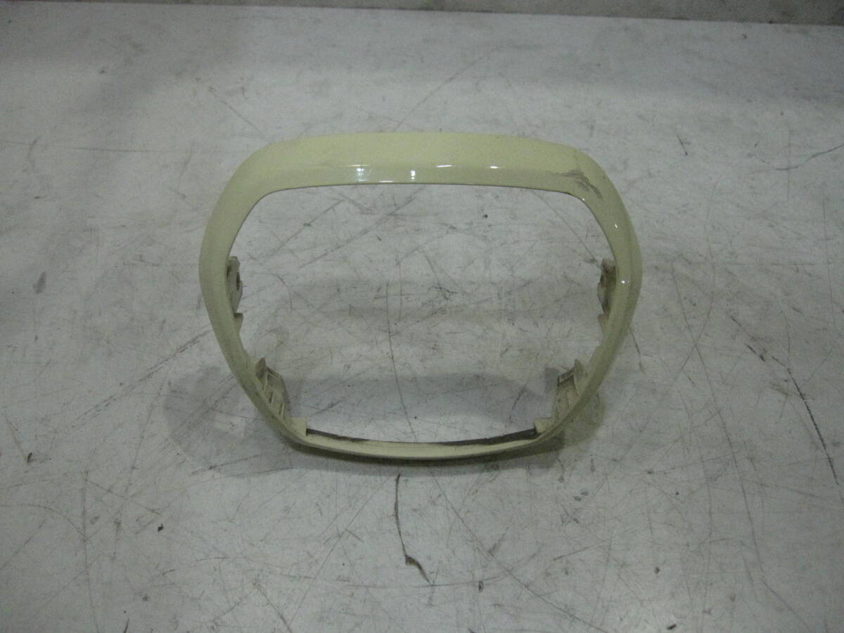 ホンダ スーパーカブ AA04 ヘッドライトリム ベージュ ぬ31拍卖