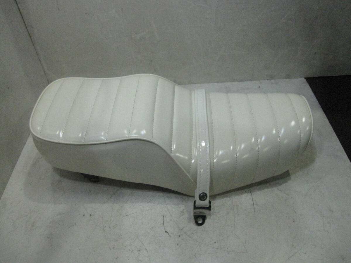 スズキ GN125H エナメルシート 白 ぬ40拍卖