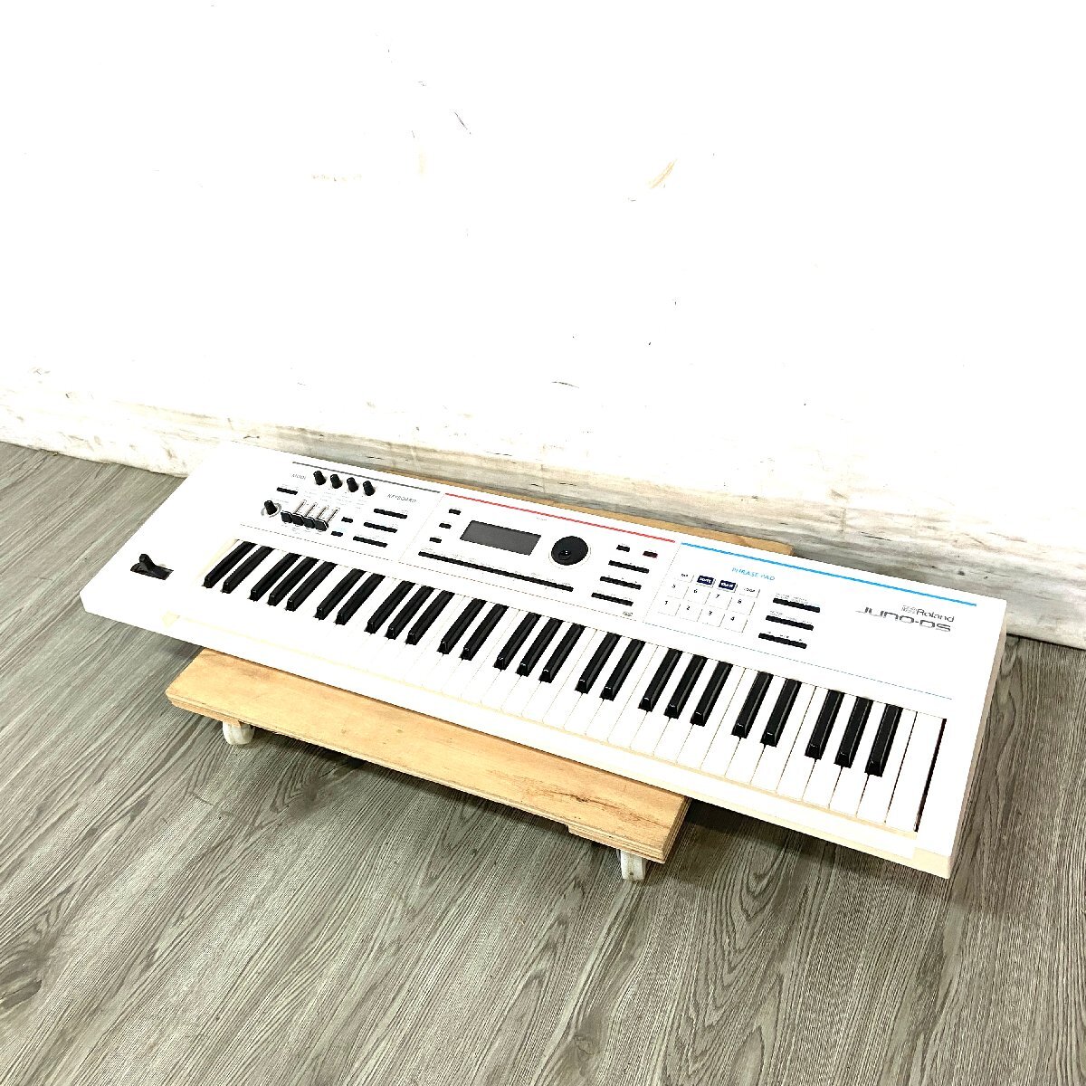 【 C 】5171 Roland Juno-DS シンセサイザー ローランド 043509拍卖