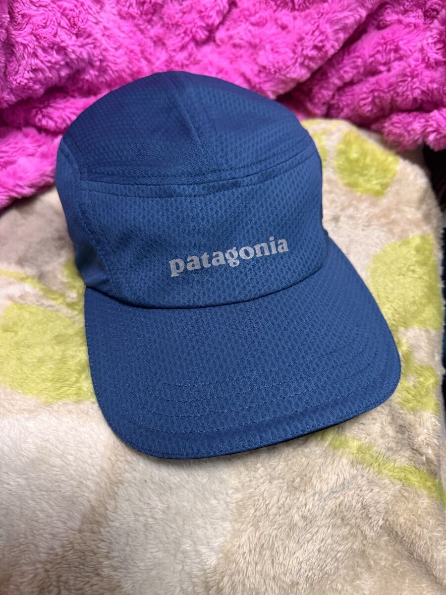 送料格安スピード発送!美品★Patagoniaパタゴニアエアフローキャップ青ONEサイズ★ジョギング陸上登山トレランマラソン拍卖