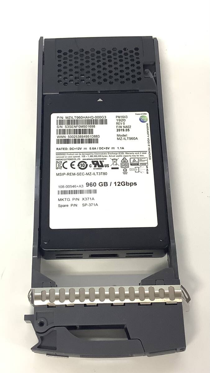 S7103130 SAMSUNG SAS 960GB 2.5インチ SSD 1点 【中古動作品、複数出品】拍卖