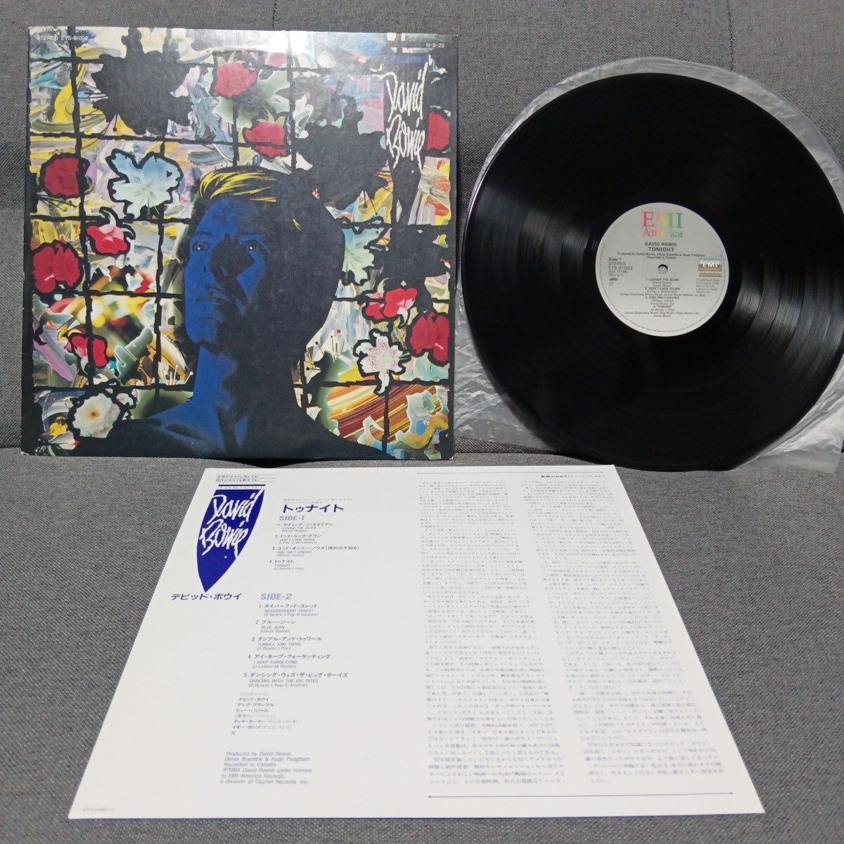 【3000円以上購入で1枚プレゼント!】 LP 552 デビッドボウイ トゥナイト david bowie Tonight 国内盤拍卖