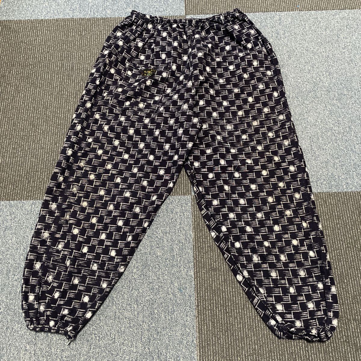 ☆ズボン 久留米絣 パンツ もんぺ 野良着 リメイク素材 ハンドメイド パッチワーク かすり ポケット付き ウエストゴム (A-3191)拍卖