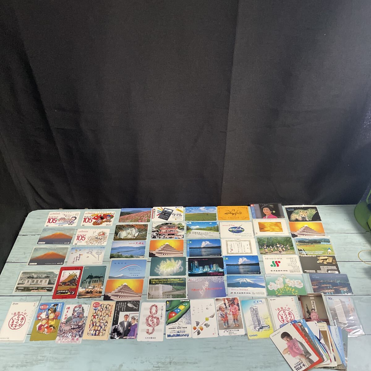 テレフォンカード 50度×44枚 105度×9枚 まとめて 使いかけ 28枚 総額 81枚 (41590円) 81枚セット テレホンカード テレカ拍卖