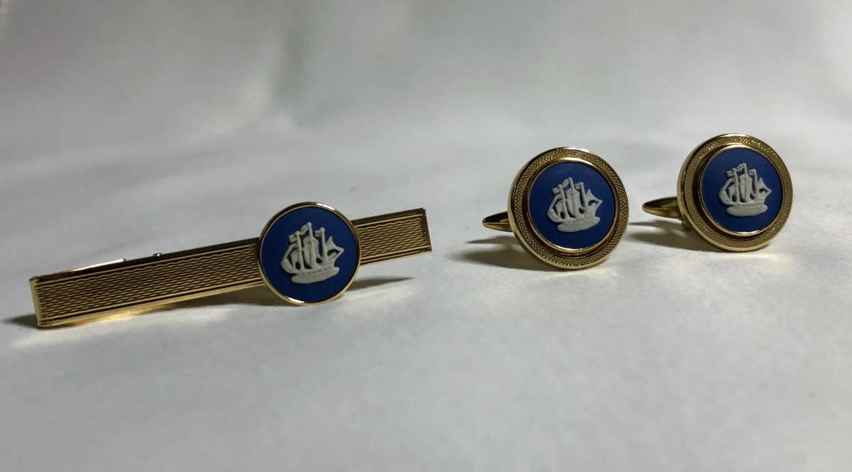 正規 Wedgwood ウェッジウッド ジャスパー 帆船モチーフネクタイピン カフス SET 青×白×ゴールド タイピン カフリンクス ボタン タイバー拍卖