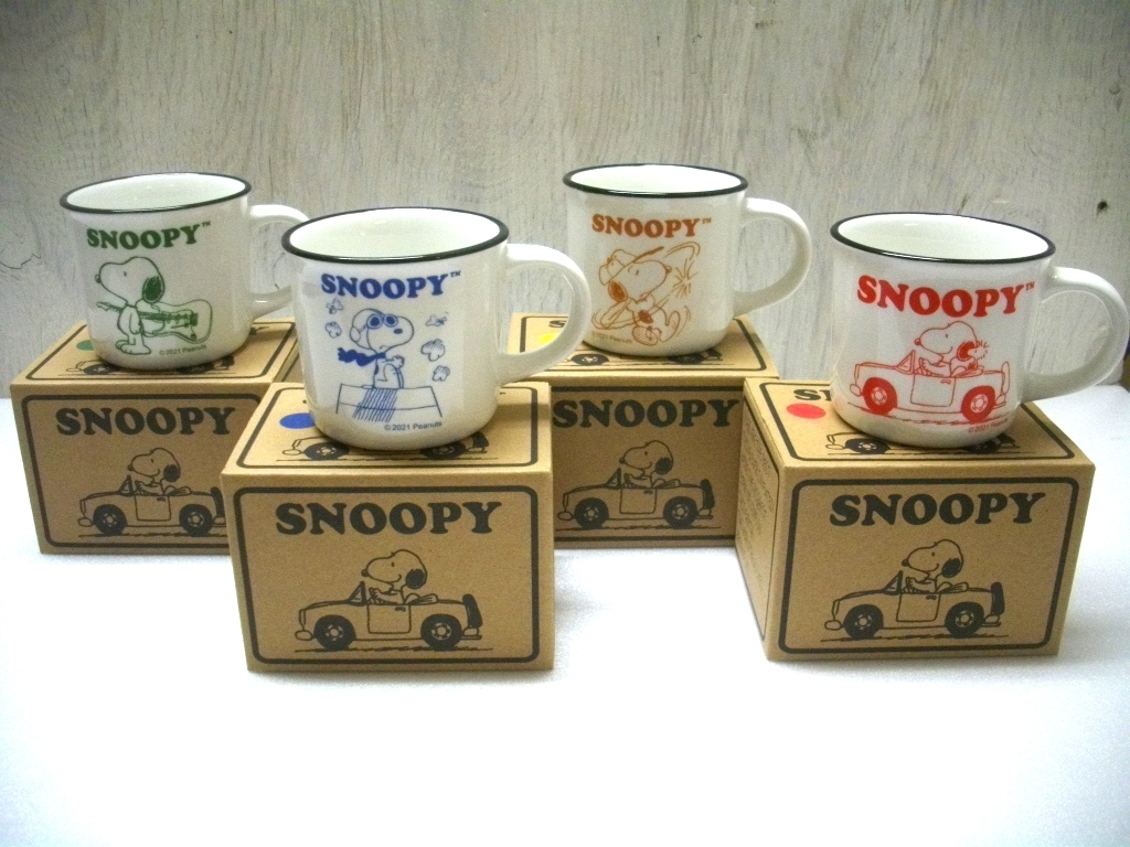 未使用 スヌーピー ファミリー キャラクター ゆったり マグカップ 4種 コンプリート セット A ヤフオクにも多数出品拍卖