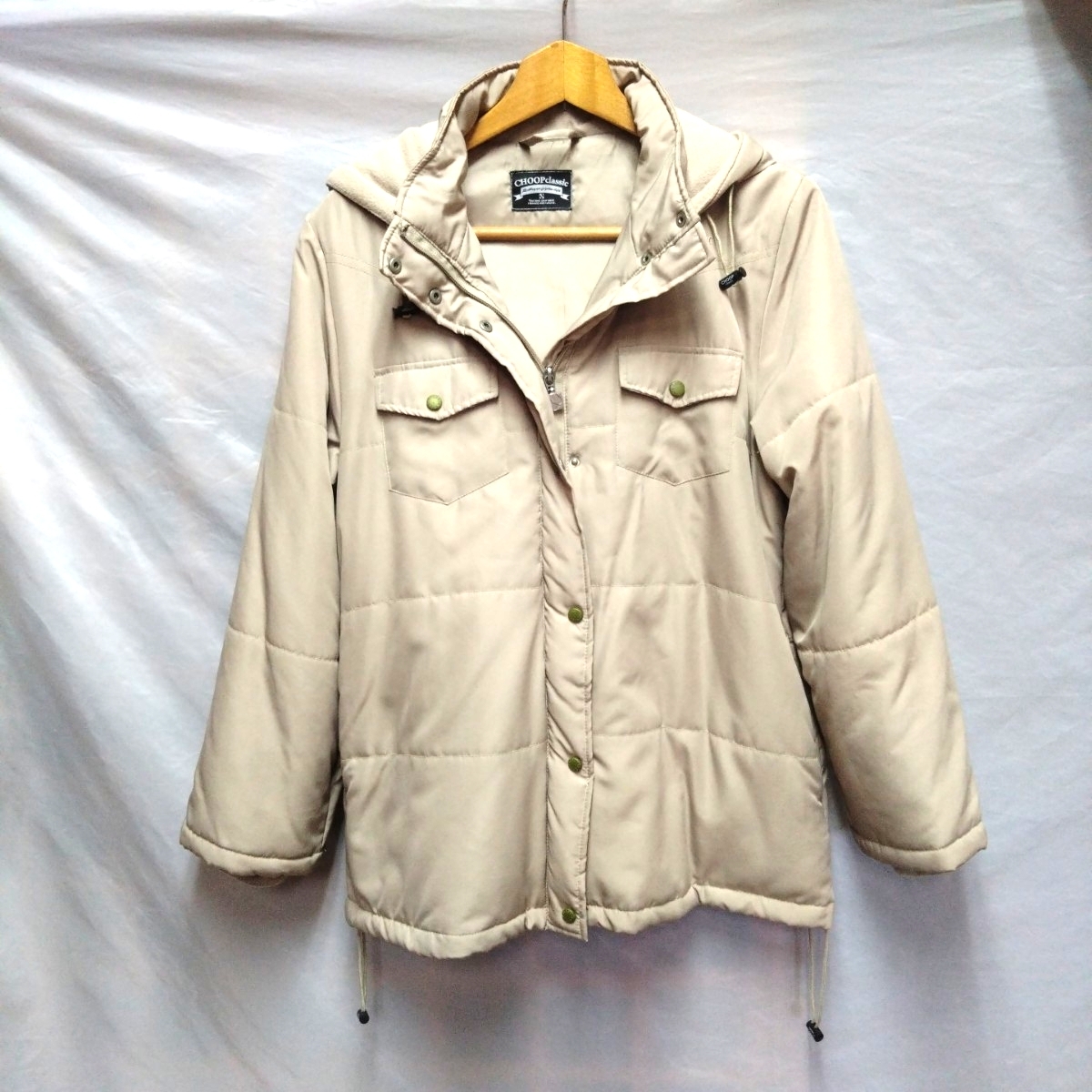 【フード付】CHOOP classic ダウンコート ダウンジャケット 中綿ジャケット Mサイズ アウター フード ベージュ系 ヤフオクにも多数出品拍卖