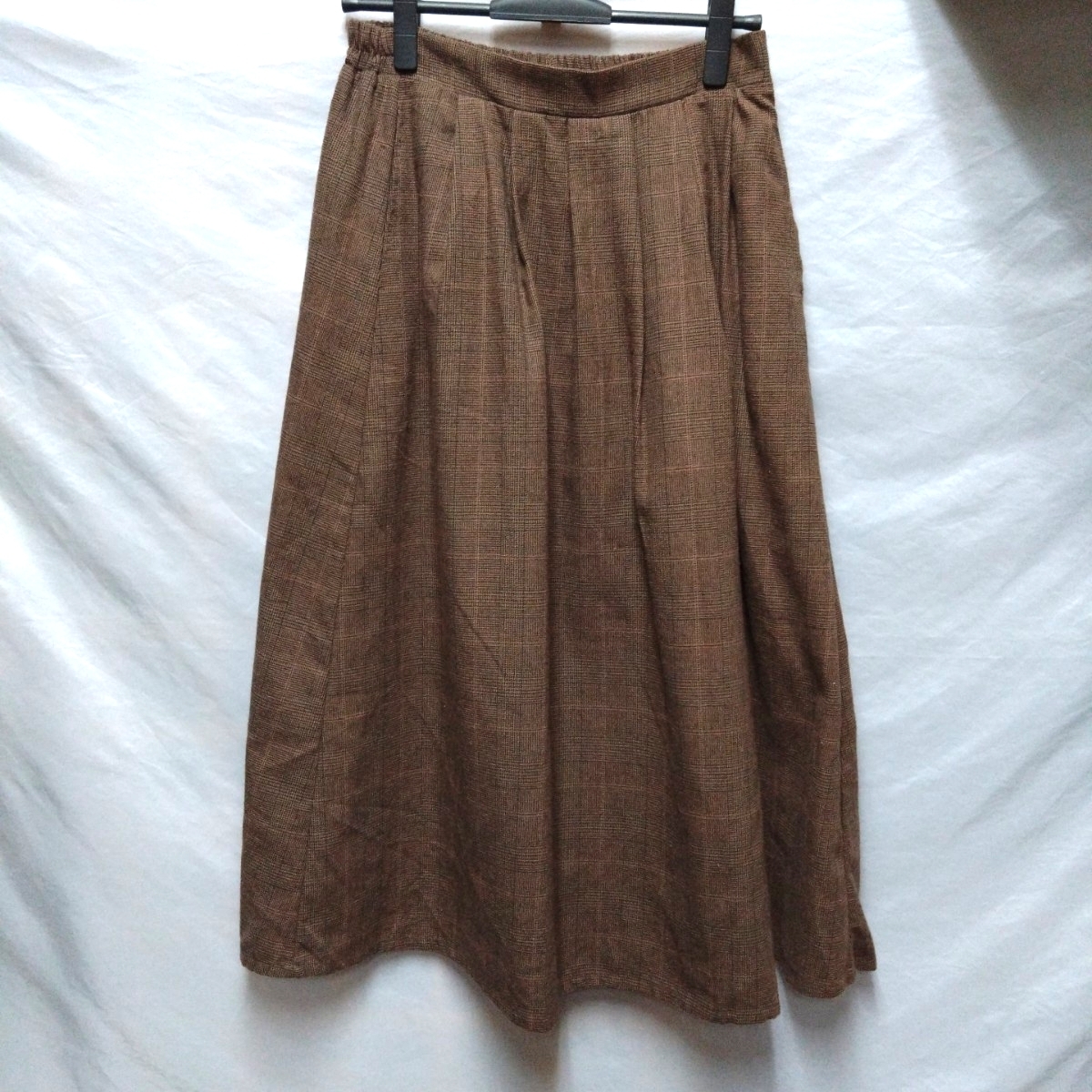 earth music&ecology アースミュージック&エコロジー チェック柄 ロングスカート フレア ヤフオクにも多数出品拍卖