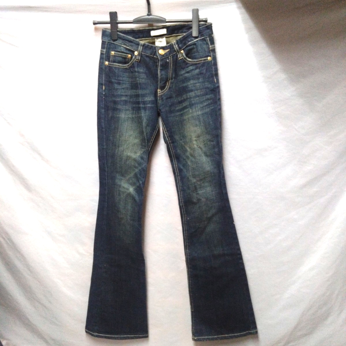 clistea coeur ひげ落ち デニム ジーンズ 34 ブーツカット フレア 美脚 刺繍 金タグ 紺 ヤフオクにも多数出品拍卖