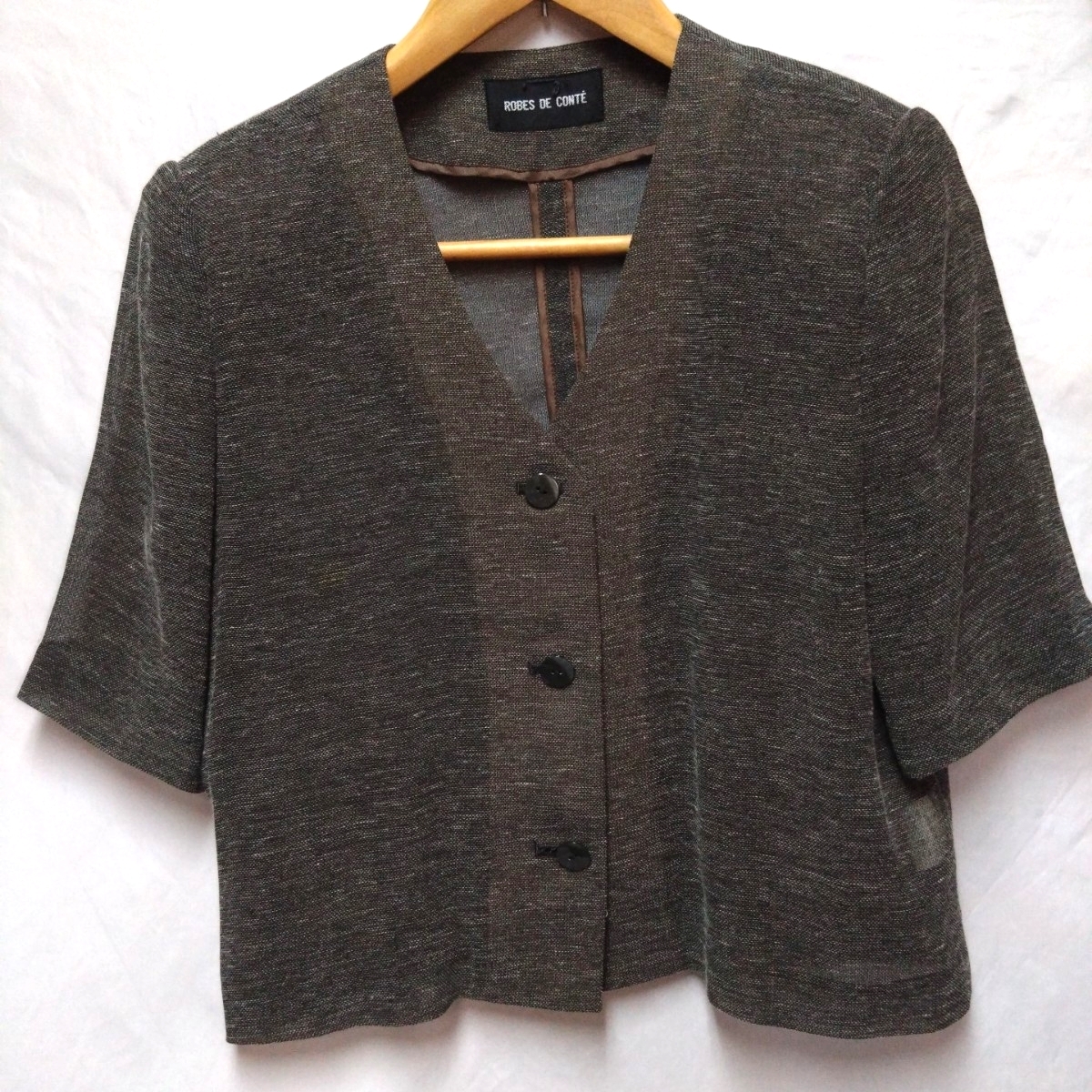 ROBES.DE.CONTE 薄手 メッシュ トップス 9号 麻混 肩パット付 ヤフオクにも多数出品 拍卖