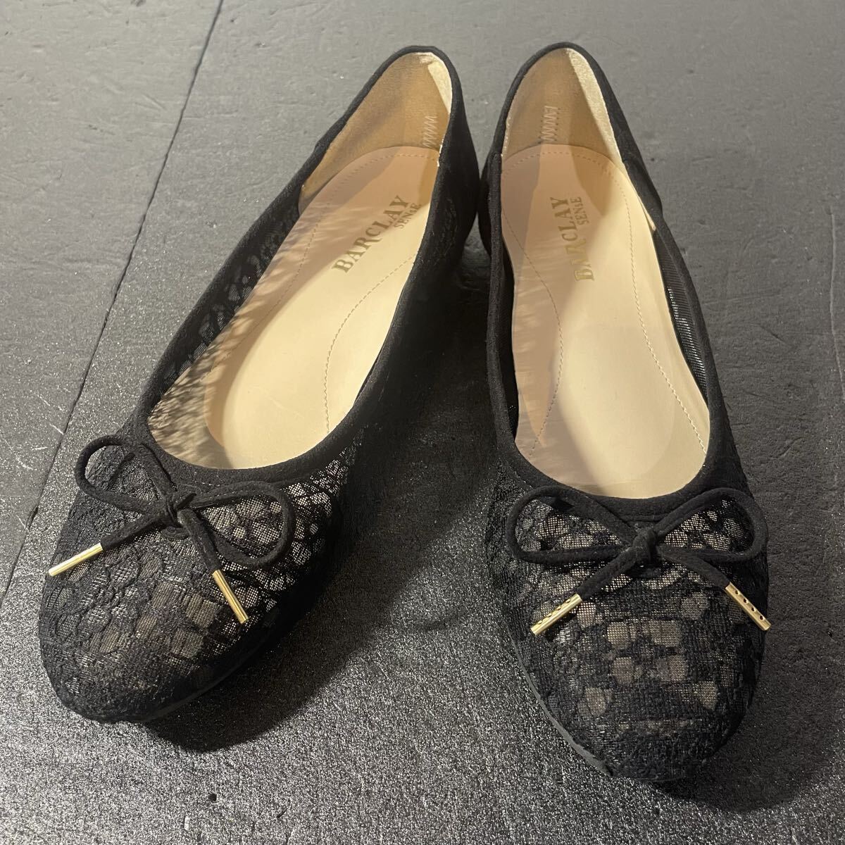 BARCLAY レースリボン パンプス ブラック 24 cm拍卖