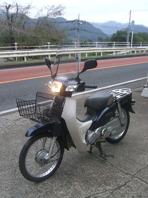 神奈川発 綺麗 実働 カブ CUB AA04 走行29040キロ 原付50cc 整備品 純正風防&カゴ付 書類付 基本引取限定 拍卖