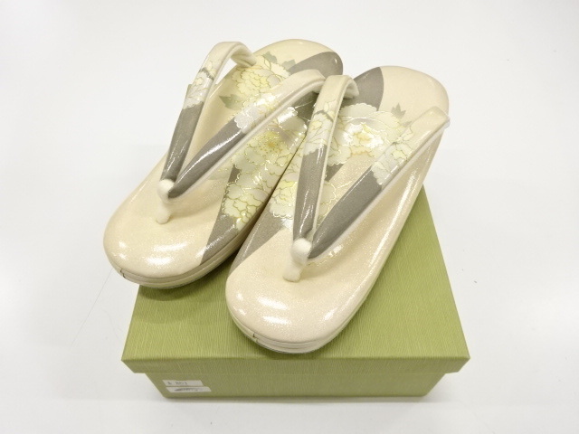 未使用品 御法川屋 牛革 牡丹模様 草履 23センチ (AJBJ2K-026)拍卖