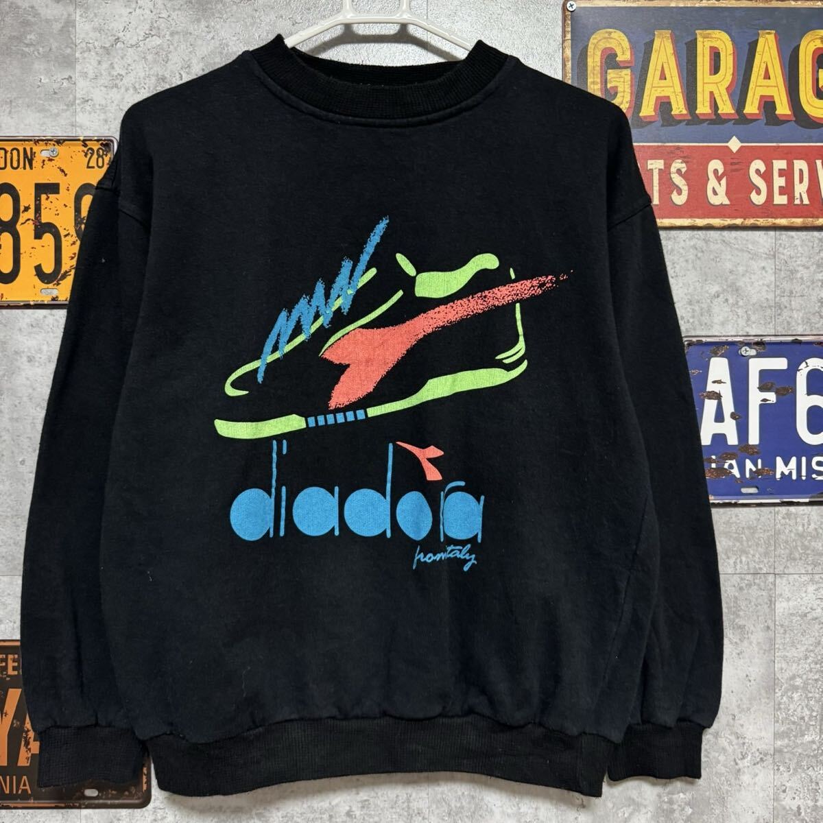 80s〜90s イタリア製 diadora スニーカーグラフィック スウェット ブラック 拍卖