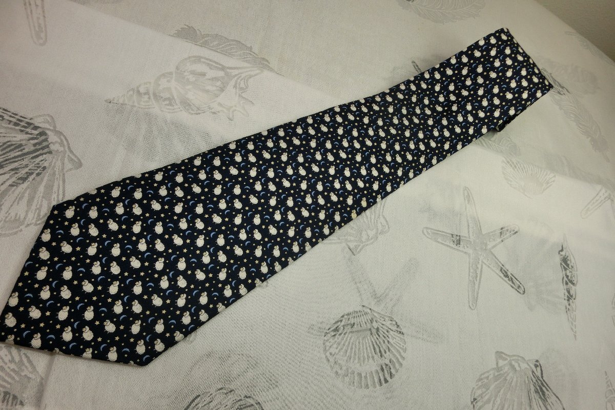 ♪美品 イタリー製(正規品)★Salvatore Ferragamo/サルヴァトーレ・フェラガモ★ネイビー月夜の総柄ひつじデザインシルクネクタイ拍卖