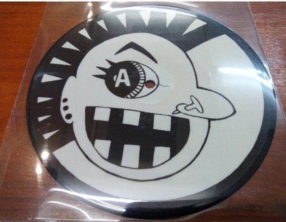 ◎ *希少! 新品廃盤アナログ* ラフィンノーズ LAUGHIN' NOSE / FALLIN' FALLIN' INTO YOUR HEART 限定ピクチャーEP Japanese Punk拍卖