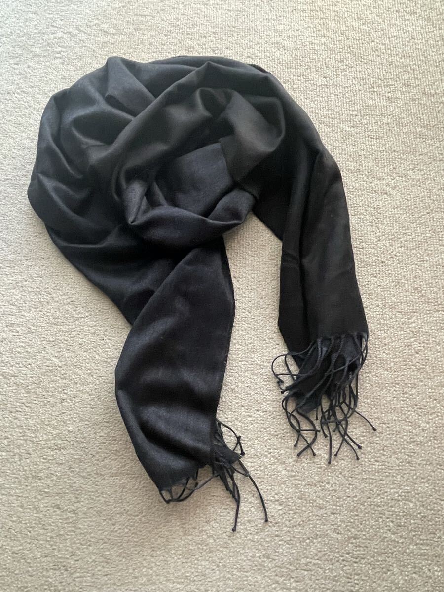 新品 パパス マドモアゼルノンノン 黒 ブラック マフラー カシミヤ ユニセックス拍卖