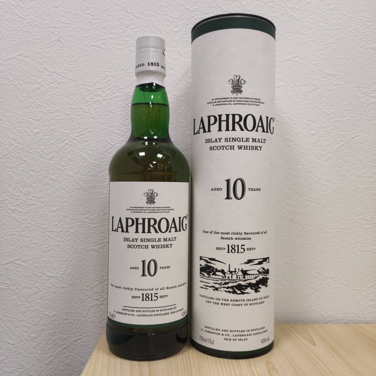 LAPHROAIG ラフロイグ シングルモルト 10年 750ml 43% 未開栓 箱付き拍卖