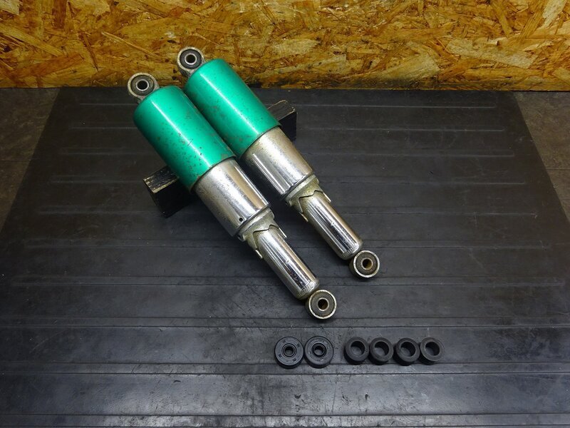 【251016】XS650(S650-018)◆ リアサスペンション リアサス リヤサス リアショック 錆有 【検索:XS-1拍卖