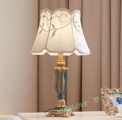 ☆新品北欧風 デスクライト ベッドサイド 布 電気スタンド レトロランプ 卓上デスクテーブル 照明 寝室 テーブルスタンド 緑拍卖