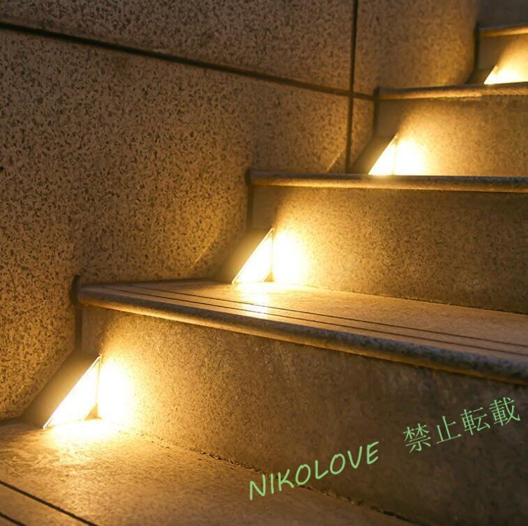 ☆新品 【4個セット】 ソーラーライトガーデンライト24LED庭階段柵玄関先 防水 おしゃれ 飾り用 庭園灯 階段 明暗センサー 両面テープ付き拍卖