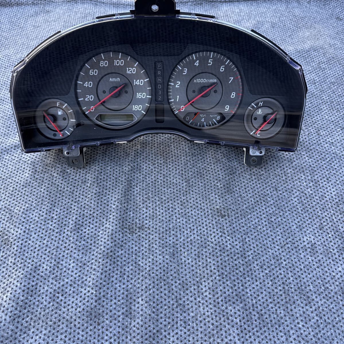 ER34 スピードメーター A/T スカイライン 日産 144618KM (T-033)拍卖